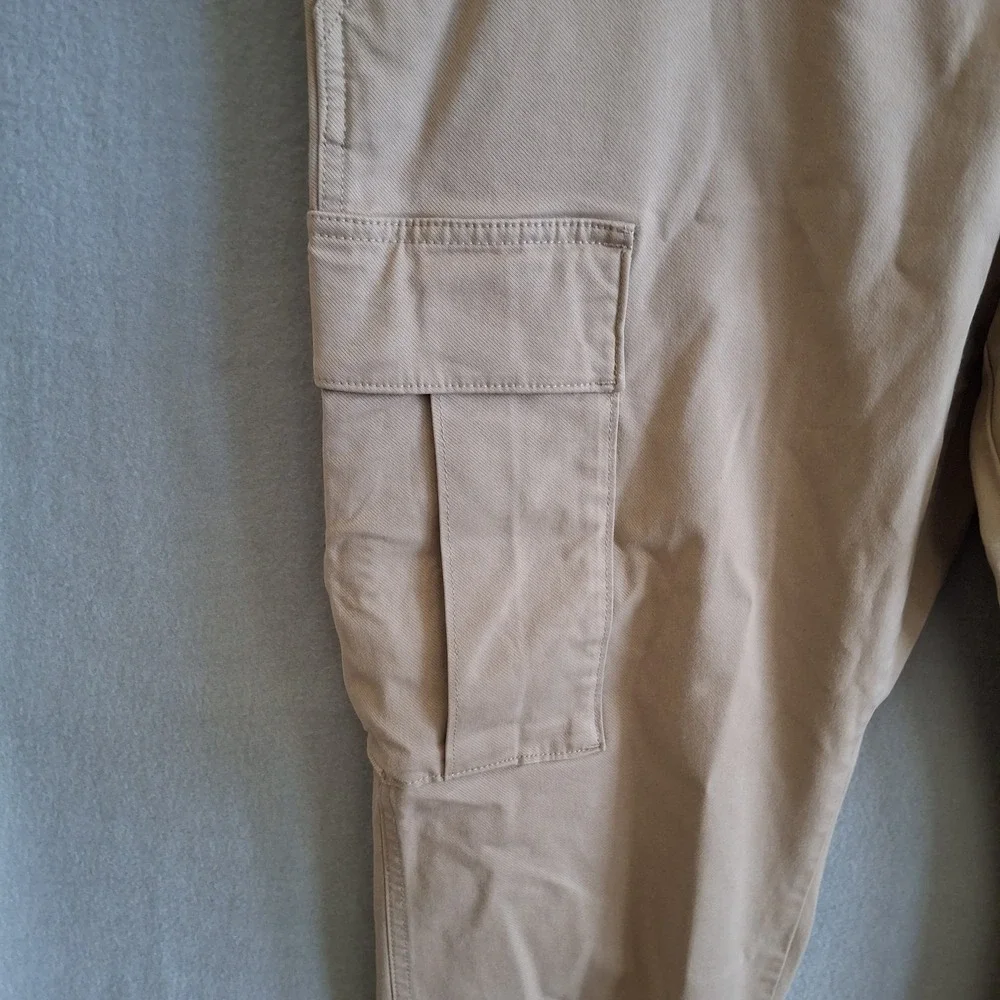 Banana Republic Traveler Tapered Cargo Pants‎ Mens 36R Khaki Beige Stretch Chino